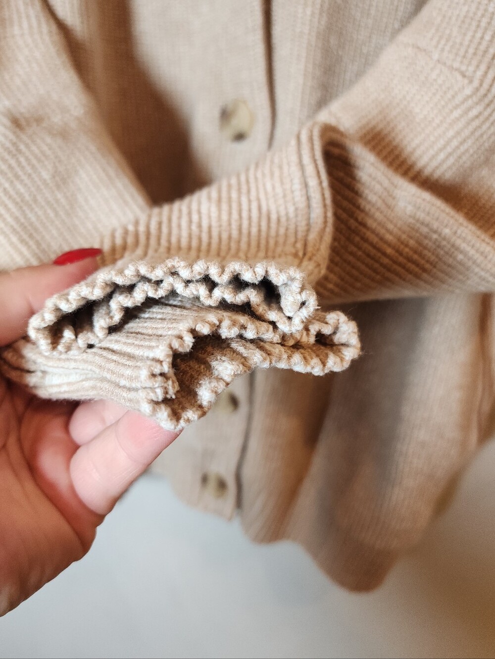 Free People Beige Button V-neck Knit Sweater Cardigan Pockets Small Oversized - Picture 11 of 16